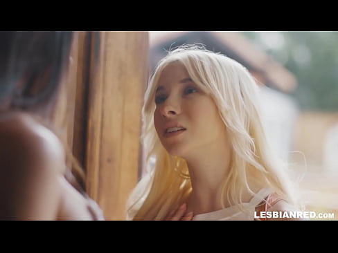 ❤️ Mtsikana amabwera kunyumba patapita miyezi ingapo ndipo pamapeto pake amadya mabere a amayi ake omupeza Zolaula pa ife ❌